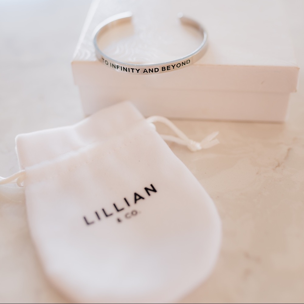 Lillian & Co bangle